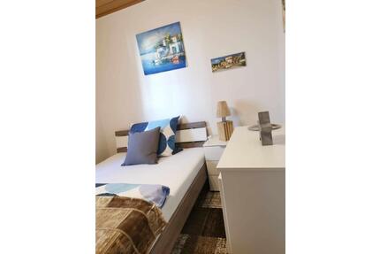 Zimmer in 3er WG ( Stuttgart-Weilimdorf)