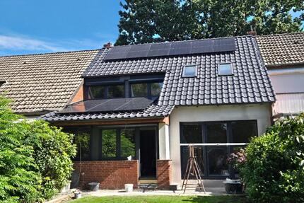 modern. Reihenhaus mit Doppelhaus-Charakter Delmenhorst Bungerhof