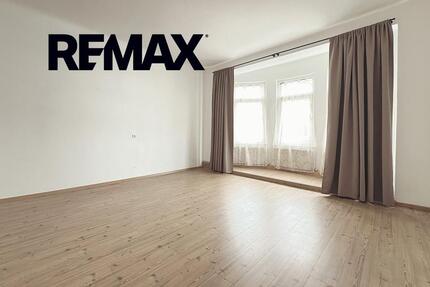 Großzügige 5 Zimmer mit über 3 Meter Deckenhöhe – Raum für die ganze Familie - Nürnberg Eberhardshof