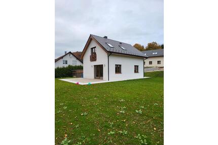 Haus 106m2 zum Kauf - 405.000,00&nbsp;EUR Kaufpreis, ca.&nbsp; 106,00&nbsp;m&sup2; in Wehingen (PLZ: 78564)