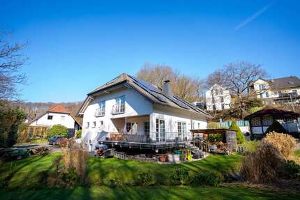 Haus zum Kaufen in Overath 799.000,00 € 240 m²