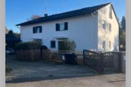 Große Doppelhaushälfte in Pöcking