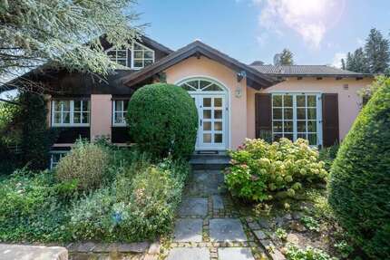 Haus zum Kaufen in Münsing 2.500.000,00 € 308.4 m²