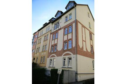 Schöne Altbauwohnung mit Balkon, Garten und Stellplatz - Jena