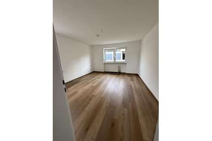 Wohnung zum Mieten in Freiberg am Neckar 1.500,00 € 90.61 m²