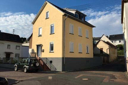 Schönes geräumiges Einfamilienhaus in RunkelSteeden zu verkaufen