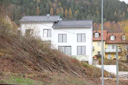 Haus zum Kaufen in Bad Wildbad 499.000,00 € 198 m²
