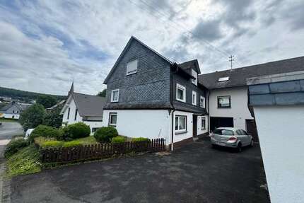 Haus zum Kaufen in Wilnsdorf 148.000,00 € 150 m²