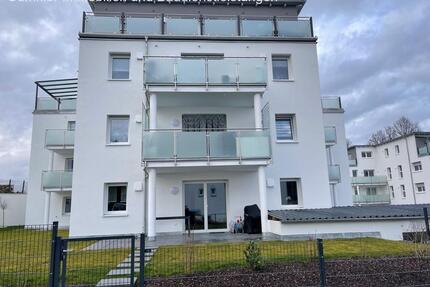 Großzügige 4 ZKB-Terrassenwohnung mit Gartenfläche in zentraler und doch ruhiger Wohnlage ** KfW 40**Barrierefrei - Kemnath