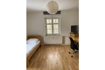 2 Zimmer in 2er-WG frei (All-In-Miete!) - Rossau Schönborn-Dreiwerden