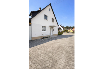 Gepflegtes Doppelhaus in gefragter Lage von Ellwangen- Braune Hardt - Ellwangen (Jagst)