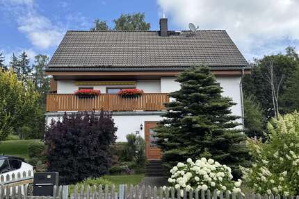 Haus zum Kaufen in Chemnitz 480.000,00 € 210.74 m²