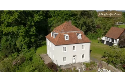 Haus zum Mieten in Arnsberg 2.250,00 € 280 m²