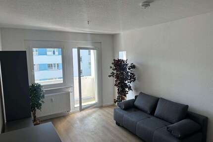 Wohnung zum Mieten in Callenberg 335,00 € 58.5 m²