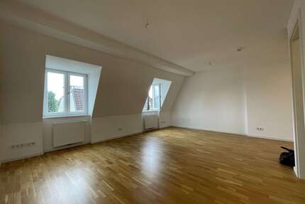 Wohnung zum Mieten in Hamburg 1.101,93 € 39.29 m²