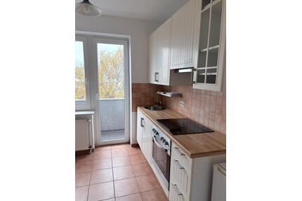 3 Zimmerwohnung zu vermieten - 670,00&nbsp;EUR Kaltmiete, ca.&nbsp; 56,00&nbsp;m&sup2; in Bremerhaven (PLZ: 27568) Mitte