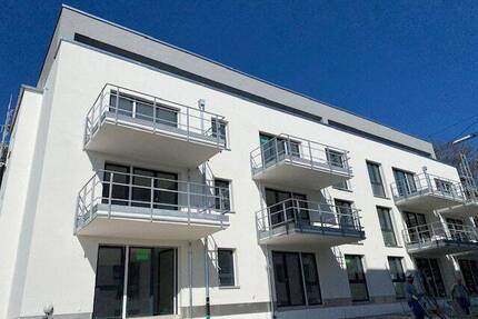 Rottweil, Neubau 2022, 3-Zim.-Wohnung, EG, Terrasse, Nur mit Wohnberechtigungsschein beziehbar.