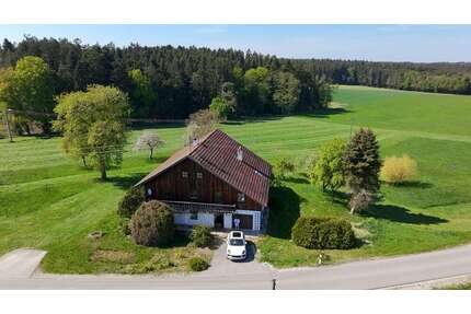 Haus zum Kaufen in Tann 525.000,00 € 146 m²