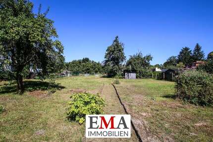 Grundstück zu verkaufen in Brieselang 255.000,00 € 910 m²