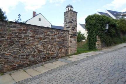 Baugrundstück im Stadtzentrum - 65.000,00&nbsp;EUR Kaufpreis, ca.&nbsp; 0,00&nbsp;m&sup2; in Auerbach (PLZ: 08228)