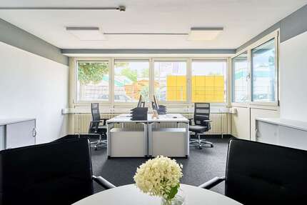 Büro in Frickenhausen 396,40 € 29.24 m²