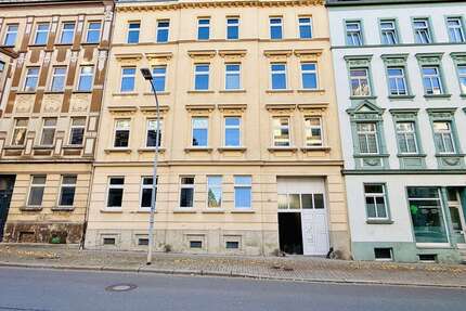 Haus zum Kaufen in Zeitz 298.000,00 € 430 m²