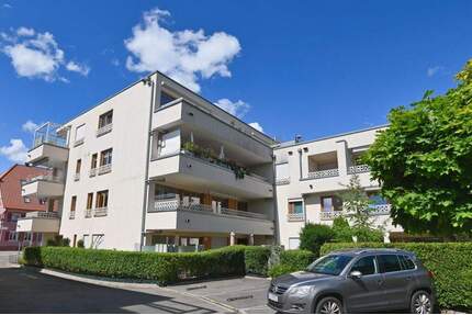 Weingarten - Zentrum: Großzügige 3,5-Zimmer-Wohnung mit überdachtem Balkon