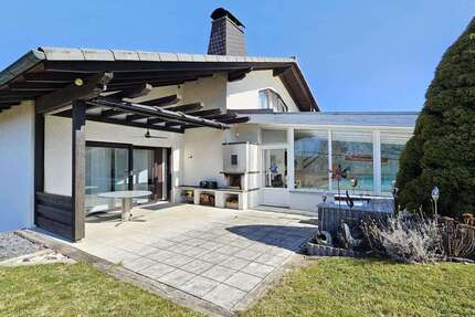 Haus zum Kaufen in Lautertal 549.000,00 € 250 m²