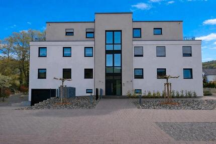 Moderne Eigentumswohnung mit Terrasse und Garten - Lösnich