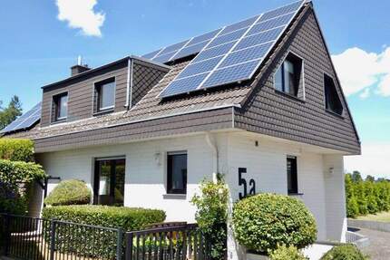 Freistehendes Einfamilienhaus zum Wohnen und Arbeiten in ruhiger und grüner Lage von Schiefbahn... - Willich