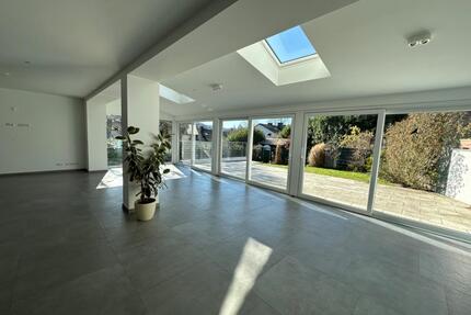 Traumhaus in Letmathe- Oestrich! Wohnen in einer großzügigen Doppelhaushälfte - Iserlohn