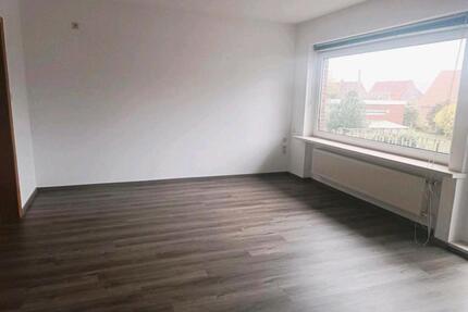 Großzügige 3- Zi EG Wohnung - 850,00&nbsp;EUR Kaltmiete, ca.&nbsp; 94,00&nbsp;m&sup2; in Norden (PLZ: 26506)