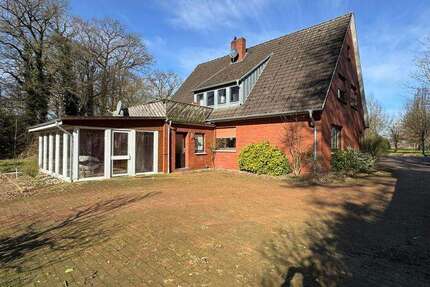 Haus zum Kaufen in Emstek 290.000,00 € 221 m²