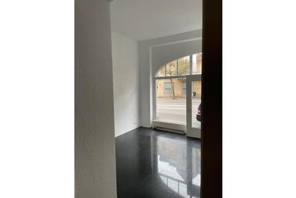 Geschäftsräume - 1.200,00&nbsp;EUR Kaltmiete, ca.&nbsp; 52,00&nbsp;m&sup2; in Wiesbaden (PLZ: 65203) Biebrich