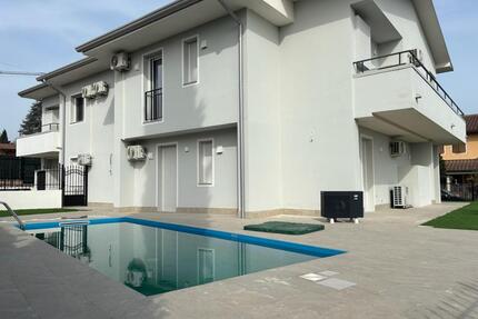 Lux. 3-Zi.Wohnung m.Pool u. Seebl. Gardasee Peschiera zu verm. - Freising Ast