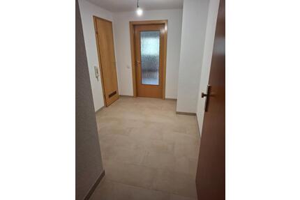 2-Zimmer-Wohnung in Uhingen, renoviert, mit Terrasse