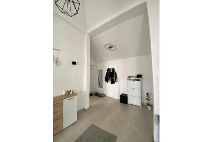 Gudensberg Steinzeitsiedlung Dachwohnung 3ZK B 750€