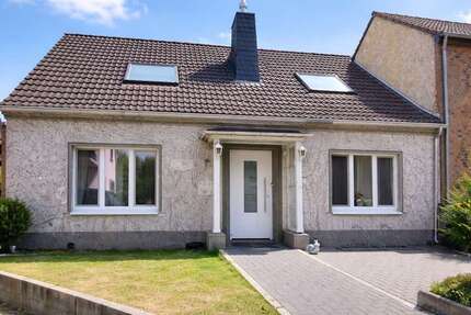 Haus zum Kaufen in Euskirchen 349.000,00 € 135 m²