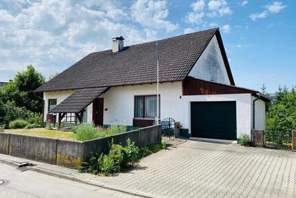 Freistehendes Einfamilienhaus 1.151m² Grund inkl. Garten + Garage - Reichertshofen