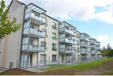 Frisch saniert & bereit zum Einziehen – 3-Raumwohnung mit großem Balkon - Sangerhausen