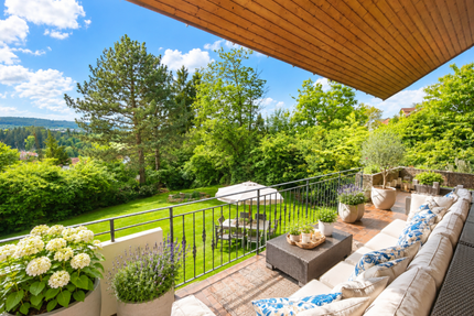 Haus zum Kaufen in Tiefenbronn 950.000,00 € 444 m²
