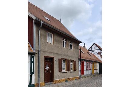 Haus zu verkaufen - 100.000,00&nbsp;EUR Kaufpreis, ca.&nbsp; 100,00&nbsp;m&sup2; in Tangermünde (PLZ: 39590)
