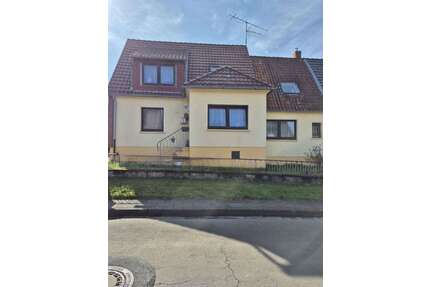 Haus zum Kaufen in Porta Westfalica - Nammen 150.000,00 € 175 m²