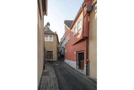 Haus zum Kaufen in Marktbreit 279.000,00 € 227 m²