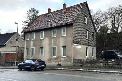 Sanierungsbedürftiges Einfamilienhaus mit großem Grundstück und viel Potenzial - Gronau