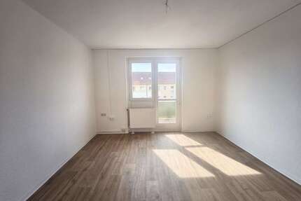 Wohnung zum Mieten in Merseburg 350,00 € 57.35 m²