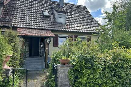 Haus zum Kaufen in Schrozberg 125.000,00 € 84.5 m²