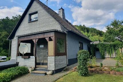 Traumhaft gelegen: EFH in Oesinghausen inklusive Bauland - Engelskirchen