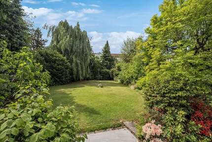 Wohnung zum Mieten in Düsseldorf-Mörsenbroich 3.700,00 € 200 m²