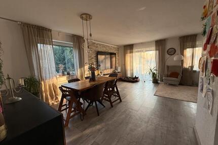 Zentrales Wohnglück in Hiesfeld -3 Helle Zimmerwohnung mit Garage - Dinslaken